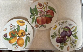 3 Saint Martin Limgoes Fruit Plates- K47