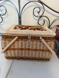 #549 Sewing Basket W/ Thread Inside