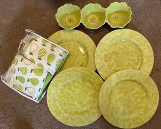 4 Lime Sponge Paint Dinner Plates Condiment Tray & New Dish Towels - K50