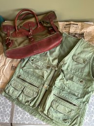 Eddie Bauer Safari Jacket Plus Canvas And Leather Satchel With Strap - A11
