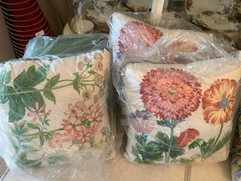 4 Coordinating Pillows Appear New - B
