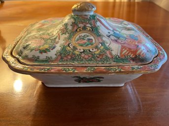 Rose Medallion 19th Century Vegetable Soup Tureen With Lid - Lr29