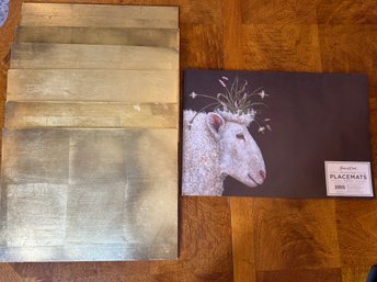 6 Gold Placemats & Stack Of Hester & Cook Paper Placemats - DR17