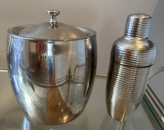 Williams Sonoma Ice Bucket And Stainless Steel Shaker - DR22