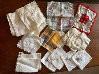 Vintage And Antique Hankies - Includes Brownies, Embroidered, Monagramed,  And Lace  - Mb29