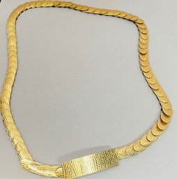 Vintage Gold Tone Belt With Overlapping Metal Scales On An Elastic Belt (Very Cool And Nice Shape)