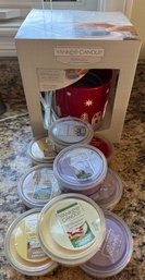 Yankee Candle Christmas Themed Scenterpiece Meltcup Warmer Wit 9 Scented Meltcups -  K16