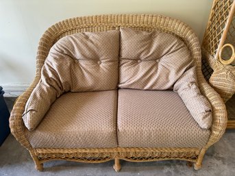 Genuine Sophisticated Rattan Love Sofa With Cushions And Nice Details - G2