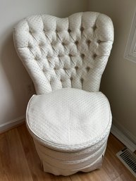 Tufted Heart-Shaped Boudoir Chair In Wonderful Condition - Bb1