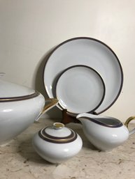 Incredible Dining Set- 90 Pieces- Kriter, Germany