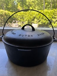 Fabulous Large Griswold No 10 Tite-Top Dutch Oven - LR17