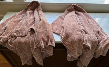 2 West Elm Chenille Beige/peach Throws - LR39