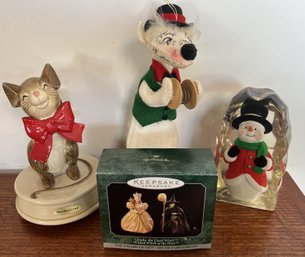 Christmas LOT Gibson Greeting Cards Music Box Mouse PLAYS - Hallmark Wizard Of Oz - Snowman - Rennoc Bear