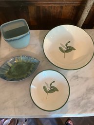 Four Italy Olive Branch Serving Bowls And Edgecomb Pottery And Vase -KP2x