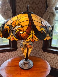 Stained Glass Double Bulb Lamp With Lighted Base - LV8