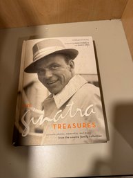 816 Sinatra Coffee Table Book With Cd