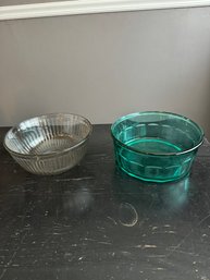 Lot Of 2 Arcoro Green Bowl & Pyrex 10 Cup Bowl