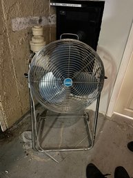 Montgomery Ward Standing Fan (working)