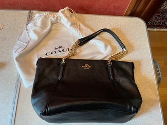 Coach Black Leather Tote With Shiny Gold Chain Handles And Dust Bag - P11