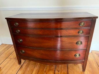 Mahogany Chest With 4 Drawers & Mirror - 3c