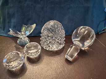 Stunning Crystal Glass Dome Paperweight, Bottle Stopper, 3 Sm Apples, Etc - DR35