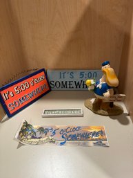 #952 Lot Of 5 'it's Five O'clock Somewhere' & Happy Hour Plaques & Figurine