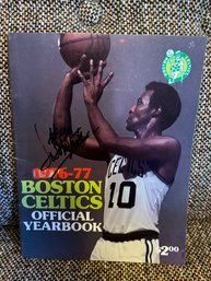 Autographed Celtics #10 Jojo White 1976-77 Boston Celtics Official Yearbook -D19