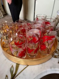 12 Christmas Retro Glasses And 5 Coral Glasses In Gold Serving Tray - L2
