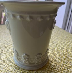 Reproduction Ivory Color Meissen Vase - L56