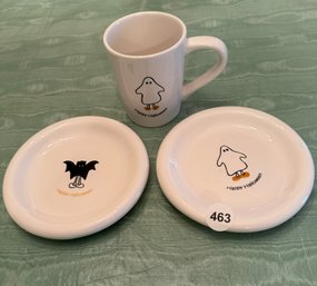 #463 Lot Of 3 Happy Halloween Plates & Mug