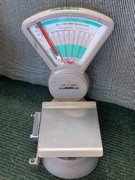 Vintage Pitney Bowes Postage Scale