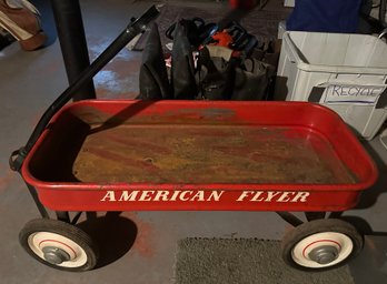 Vintage American Flyer Red Wagon - B
