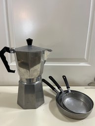 Bialetti XXL Stovetop Espresso Maker And 3 Adorable Made In Italy Fry Pans - K18