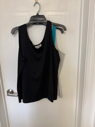 34 - Lot Of 3 Chico's Ladies Tank Tops Size 3 - Black Top Is A Size 4 - Like New