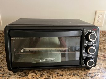Black And Decker Toaster Oven - K53