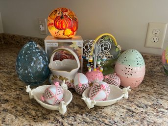 Holiday Decoration For Easter And Fall Season - K59