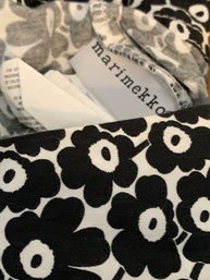 MARIMEKKO Black/white Floral Pillowcases New