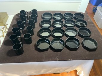 Arcoroc Black Glass Bowls And Mugs