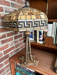 Beautiful Heavy Stained Glass Lamp In Browns & Golds With Iron Base & Two Pull Chain Bulbs - Dn4