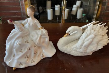 Royal Doulton Lady Figurine And Lenox Swan - Lv33