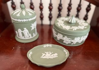 Wedgwood Green Jasperware Collection - Two Covered Dishes And Ring Dish - Lv49