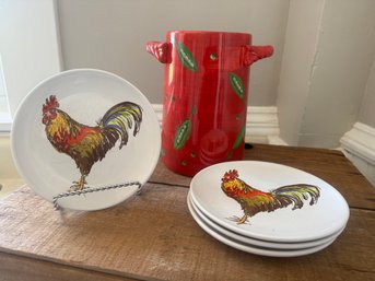 Foreside Co. Utensil Holder & 4 Rooster Plates