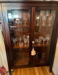 Antique Glass Door Cabinet With 3 Glass Shelves - Dr52