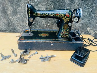 Vintage SINGER Sewing Machine 1920s Works