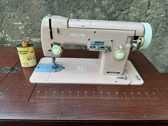 Rare NECCHI Nora Pink Sewing Machine Made In Italy