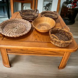 #623 Lot Of 5 Baskets Round