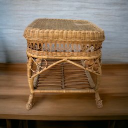#629 Wicker Side Table 23't X 20' Square
