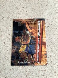 1998 Topps Finest Showstoppers Kobe Bryant #262 S22 W Sticker - 25