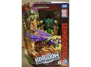 #197 Transformers Kingdom War For Cybertron Trilogy (Waspinator)