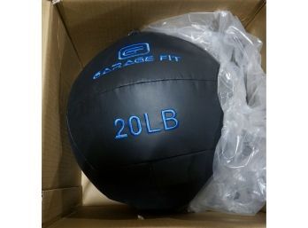 #23 Garage Fit PVC Wall Ball 20lbs / 14' NIB